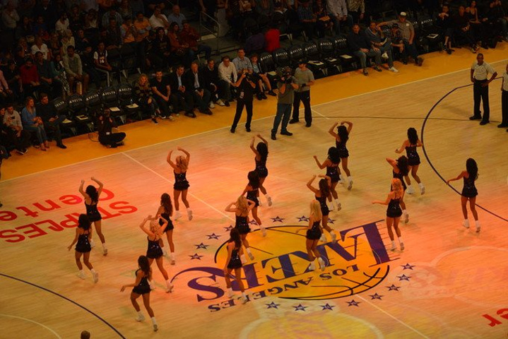 中通过滑行 中通过滑行