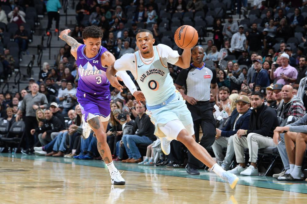 逐渐成为 逐渐成为